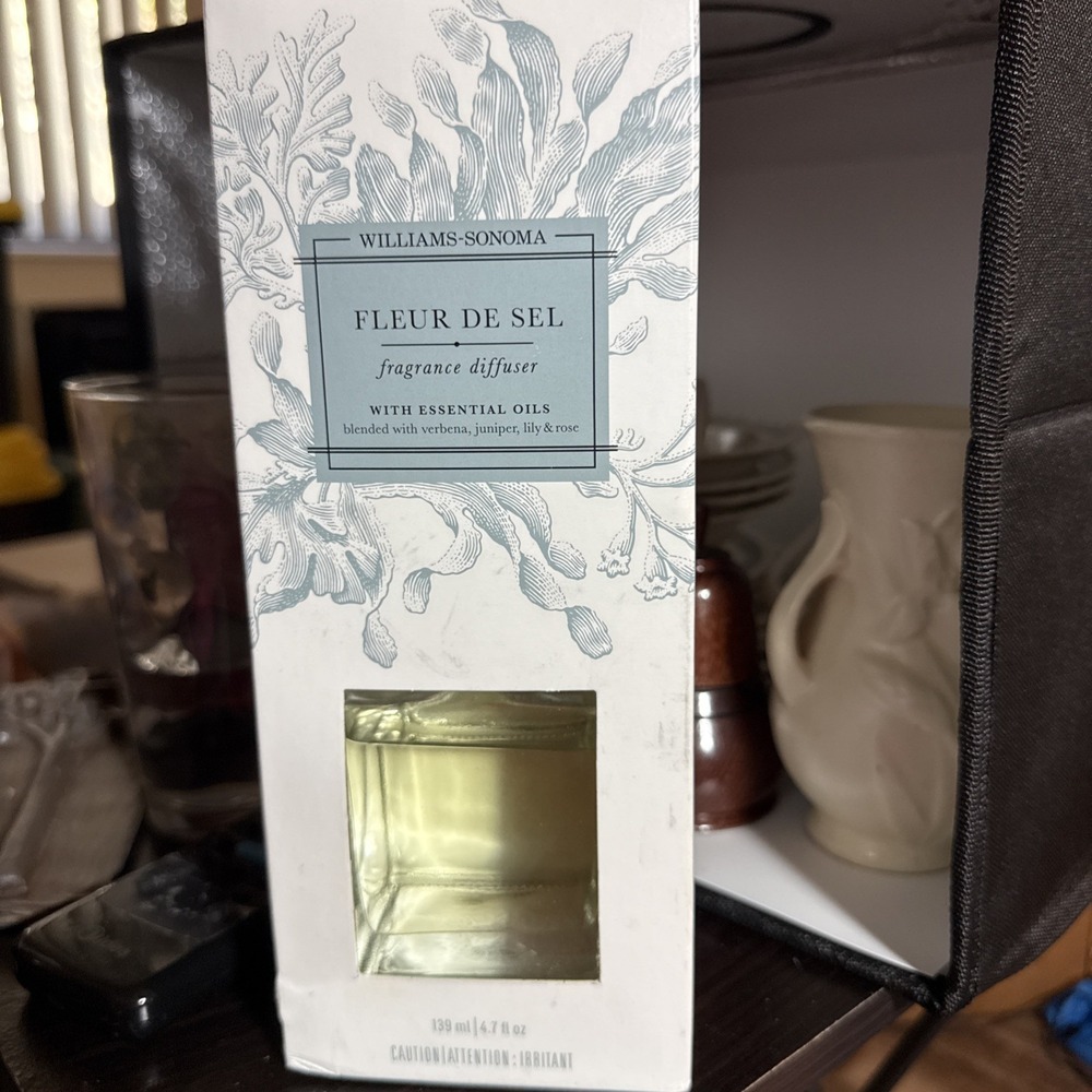 Williams-Sonoma Fleur De Sel Fragrance Diffuser Liquid, 4.7 fl oz Glass New
